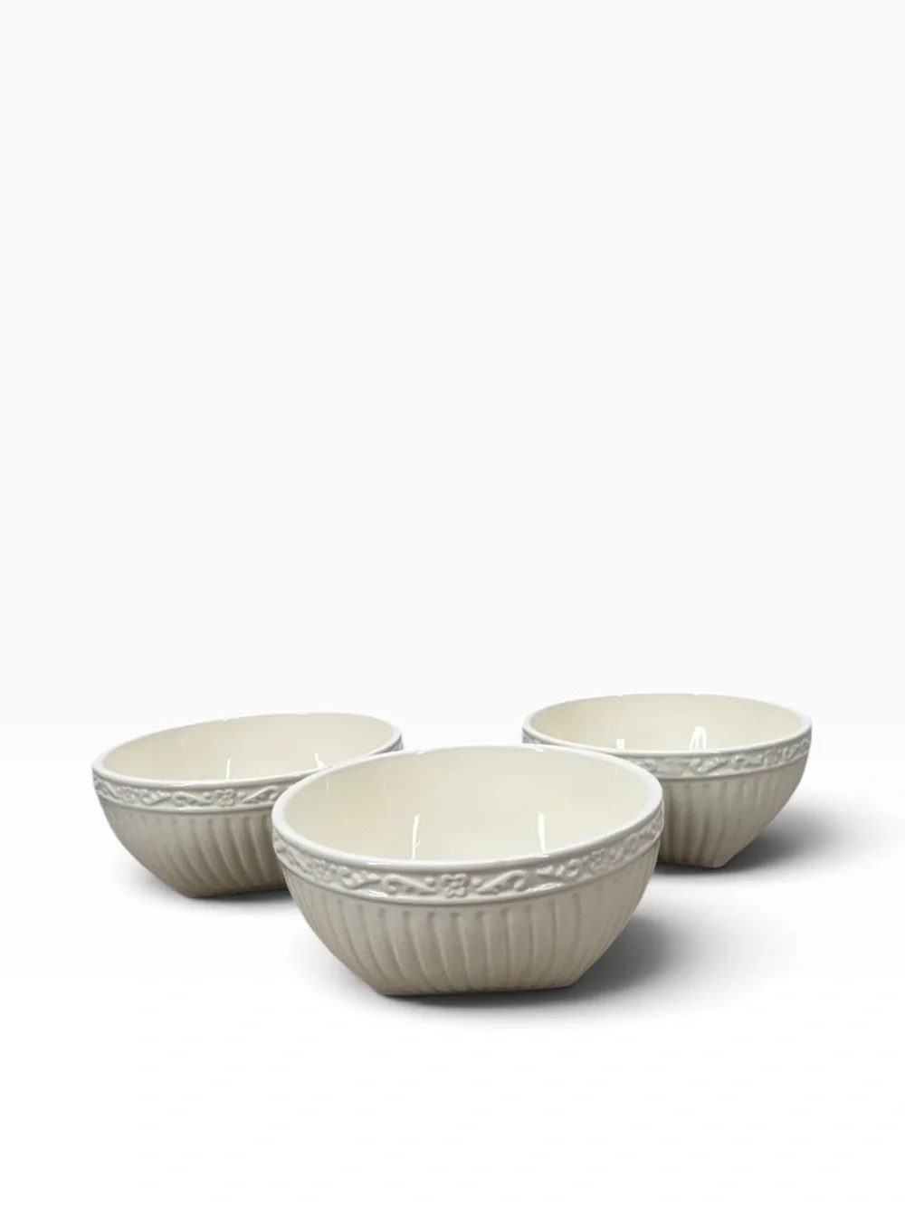 Mikasa White Glazed Ceramic Nesting Serving Bowls - Set of 3